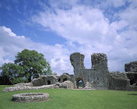 Llawhaden Castle, Nr. Haverfordwest, Pembrokeshire, South Wales.