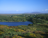 Clifden Bay & Errisbeg, Connemara, Co. Galway, Eire.