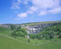 Malham Cove, Yorkshire Dales National Park, Yorkshire, England.